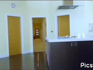 POV: tus padres estan cogiendo en la habitaci&oacute_n de al lado