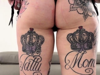 Tattu Mom's first ever solo masturbation scene