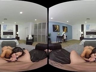 Horny AMERICA VR practice Ava like never before