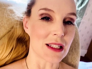 Sweet beauty masturbating on webcam close up