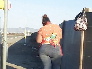Fruit Lady with huge Ass