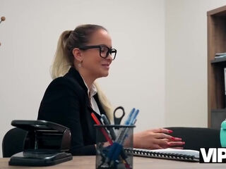 Watch Endearing Jennifer Mendez And Stanley Johnsons