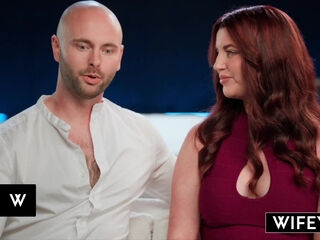 Plump Buxom Redhead MILF Kayla Summers Gets DVP-ed By 2 Guys On Stage In Front Of Her Cuckold Hubby