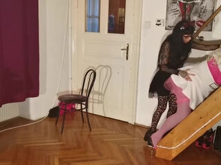 Beth Kinky And Jordan Pryce - Goth Teen 18+ Straponfuck Her Huge Real Barbi Pt2