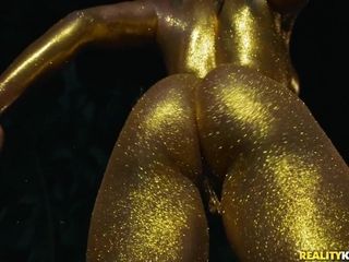 Gorgeous black Rylee Foxxx hardcore porn movie