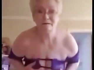 Sexy grany wants to be fucked