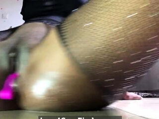 British MILF's Intense Solo Squirting Session
