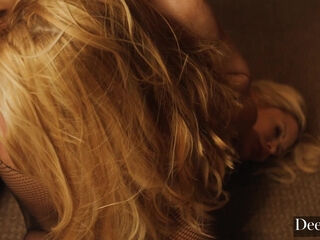 I pleaded my lesbian lover to go deeper inside my ass