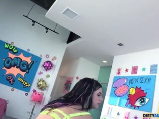 Ramera Teen 18+ Recibe Una