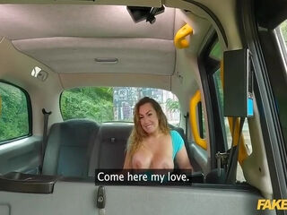 Large Booty Latin Chick Brat La Paisita Oficial Vapes And Screws Public Sex With Large Breasts Colombian