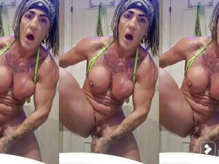 Danaxmuscles Doing Hardcore Deepthroat