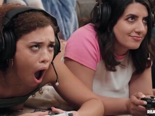 Sex Orgy With Horny Gamer Girls Willow Ryder And Sarah Arabic